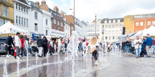 This image: a render of Market Square.
The map now highlights green spaces throughout Northampton. Interactive numbered points on the map show the locations of the following schemes currently being delivered
throughout the town. Clicking on each map marker brings up the images as listed below.